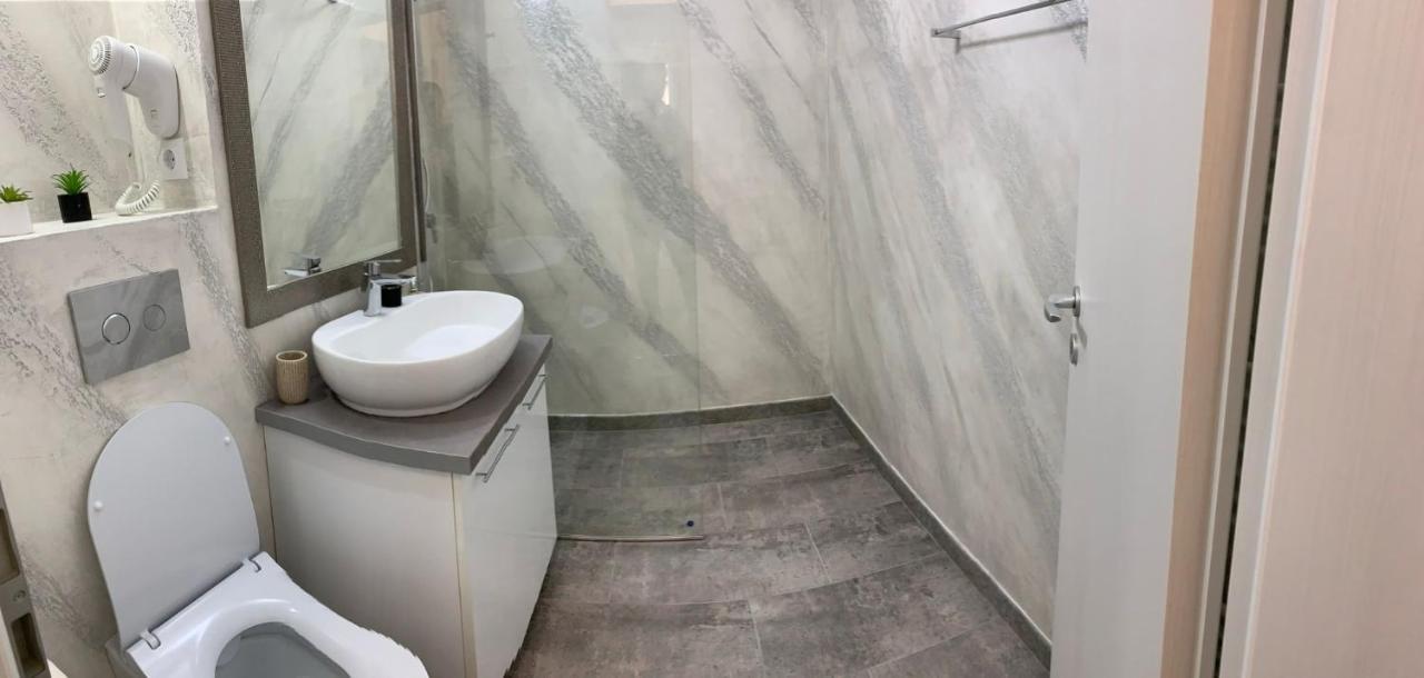 Bella-Isa Apartment Central 锡比乌 外观 照片