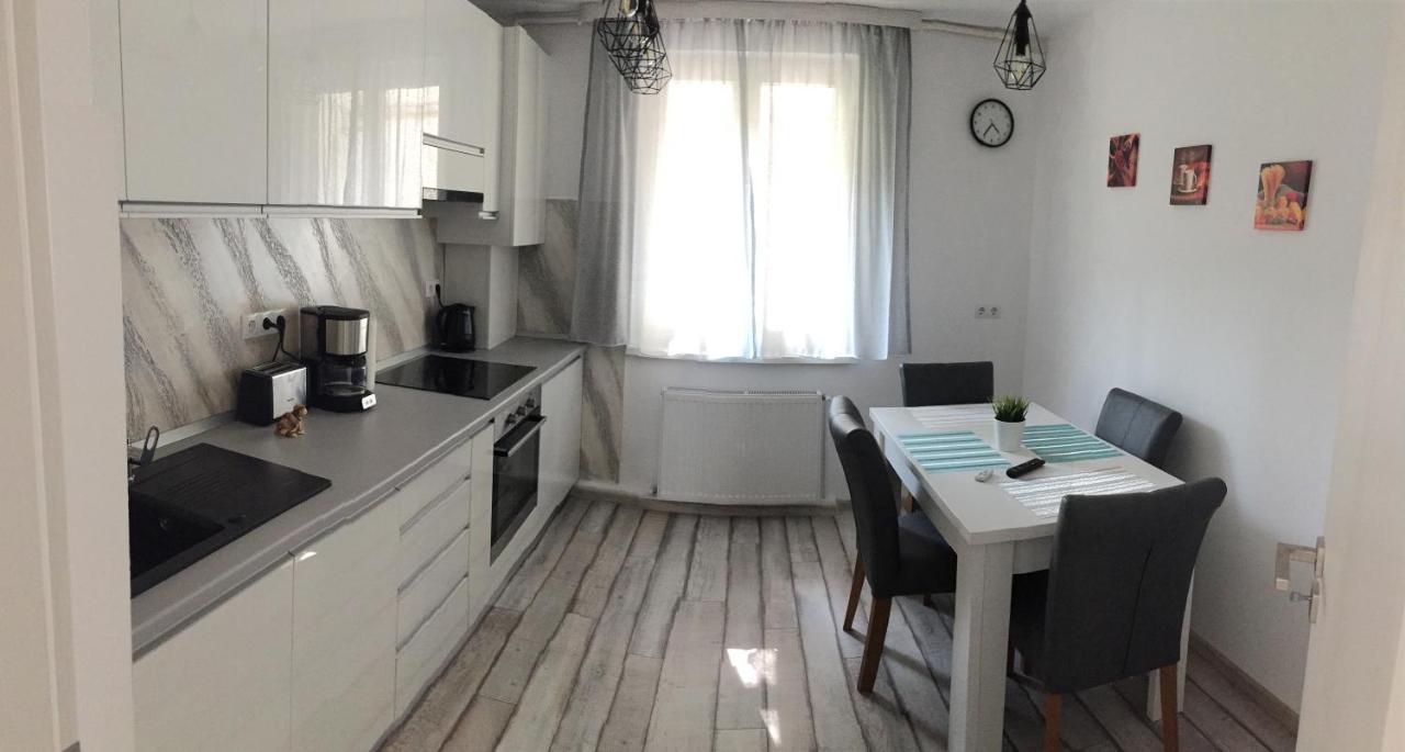 Bella-Isa Apartment Central 锡比乌 外观 照片